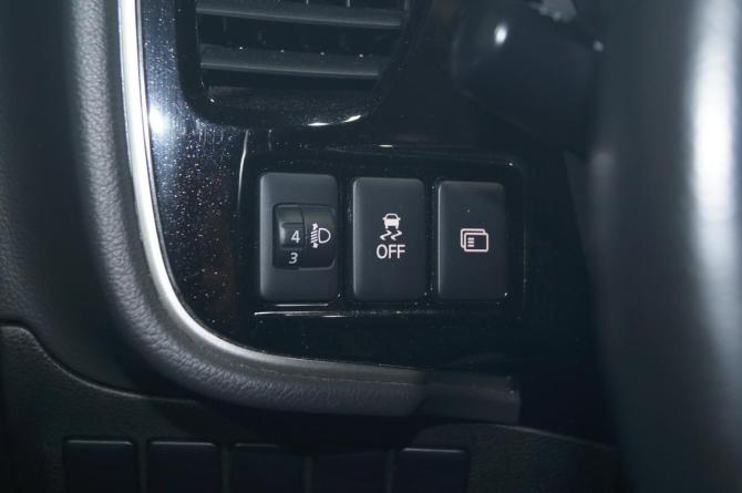 Mitsubishi Outlander III Рестайлинг 3 с пробегом 2020 года, цена 2 500 000 рублей, 81900 км, внедорожник, Автокод Объявления