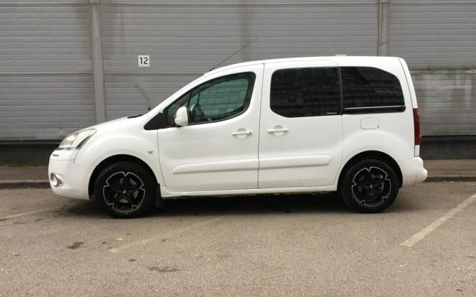 Citroen Berlingo II Рестайлинг с пробегом 2012 года, цена 449 000 рублей, 259873 км, минивэн, Автокод Объявления