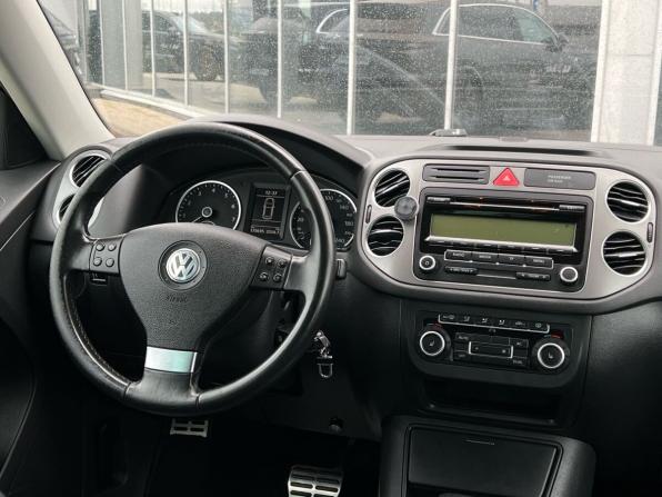 Volkswagen Tiguan I с пробегом 2010 года, цена 899 000 рублей, 179695 км, внедорожник, Автокод Объявления