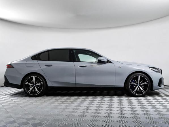 BMW 5 серии VIII (G60/G61/G68) с пробегом 2025 года, цена 9 250 000 рублей, 11650 км, седан, Автокод Объявления