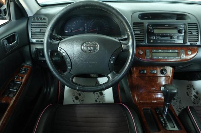 Toyota Camry V (XV30) Рестайлинг с пробегом 2005 года, цена 819 000 рублей, 260000 км, седан, Автокод Объявления