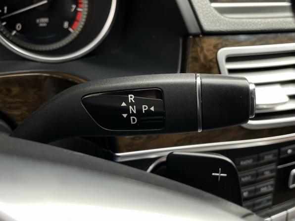 Mercedes-Benz E-Класс IV (W212 S212 C207) Рестайлинг с пробегом 2013 года, цена 1 750 000 рублей, 251119 км, седан, Автокод Объявления