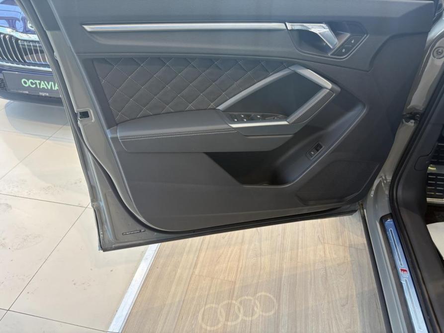 Audi Q3 II (F3) Санкт-Петербург  - изображение 39
