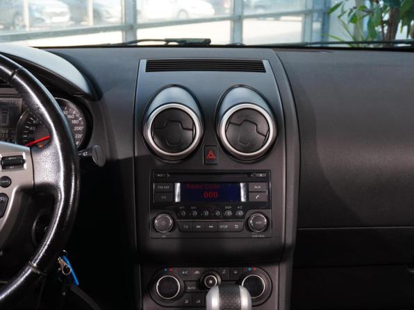 Nissan Qashqai I Рестайлинг с пробегом 2012 года, цена 1 049 000 рублей, 162368 км, внедорожник, Автокод Объявления