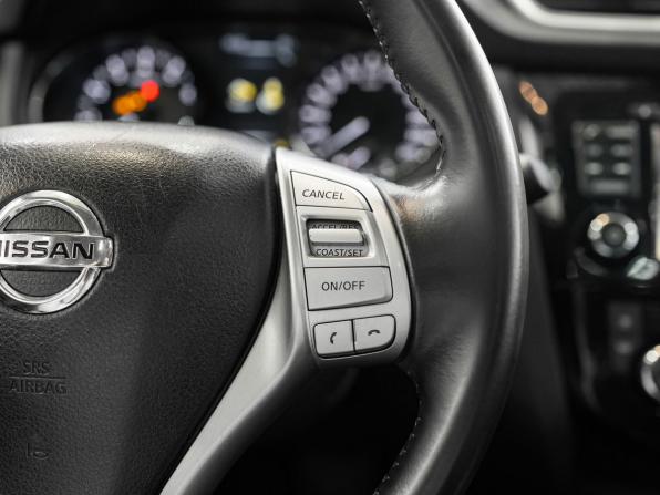 Nissan Qashqai II с пробегом 2018 года, цена 1 549 000 рублей, 108340 км, внедорожник, Автокод Объявления