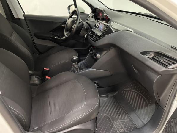 Peugeot 208 I с пробегом 2013 года, цена 550 000 рублей, 124381 км, хэтчбек, Автокод Объявления