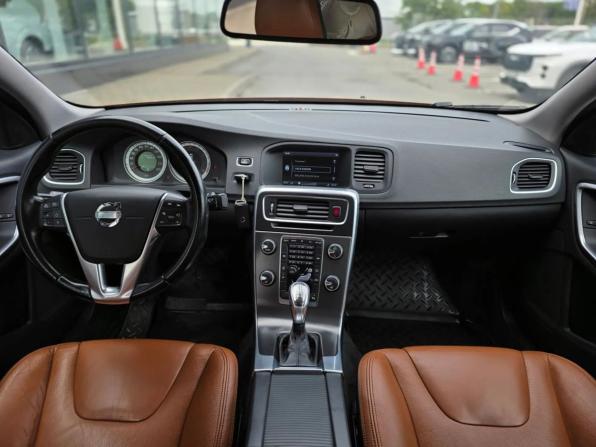 Volvo S60 II с пробегом 2013 года, цена 1 180 000 рублей, 139984 км, седан, Автокод Объявления