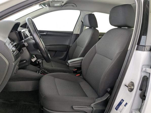 Volkswagen Polo VI с пробегом 2022 года, цена 1 550 000 рублей, 58455 км, лифтбек, Автокод Объявления