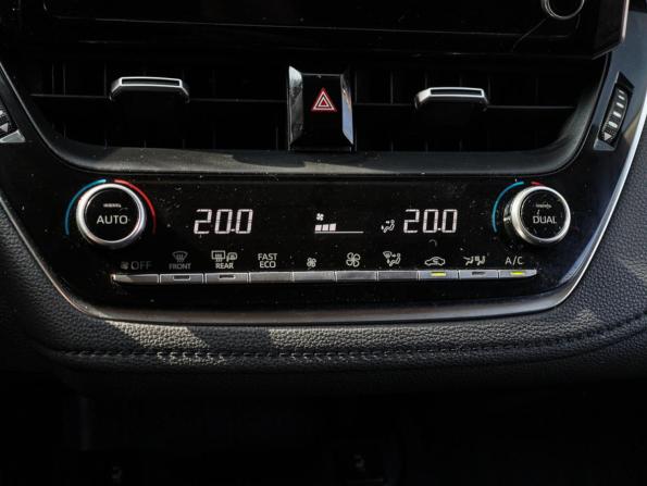 Toyota Corolla XII (E210) с пробегом 2020 года, цена 2 098 000 рублей, 121988 км, седан, Автокод Объявления