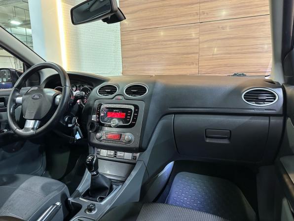 Ford Focus II Рестайлинг с пробегом 2010 года, цена 649 000 рублей, 176000 км, хэтчбек, Автокод Объявления