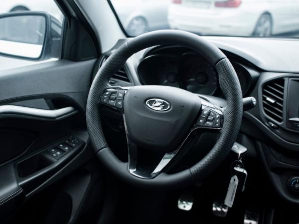 Lada (ВАЗ) Vesta I с пробегом 2022 года, цена 1 100 000 рублей, 41632 км, седан, Автокод Объявления