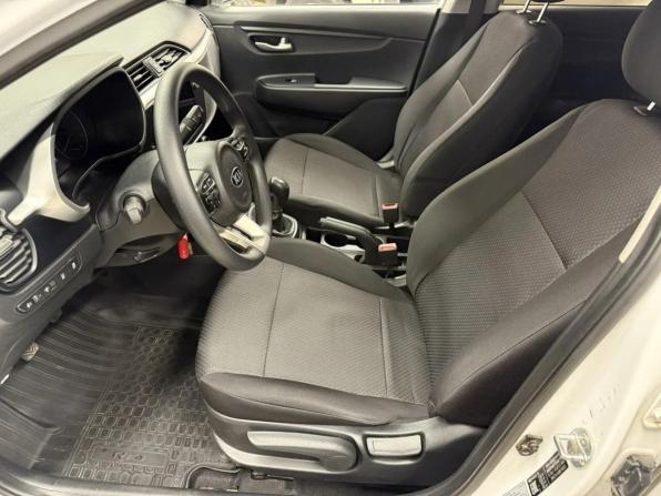 Kia Rio IV Рестайлинг с пробегом 2021 года, цена 1 309 413 рублей, 95468 км, седан, Автокод Объявления