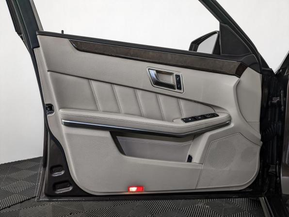 Mercedes-Benz E-Класс IV (W212 S212 C207) Рестайлинг с пробегом 2014 года, цена 1 880 000 рублей, 197013 км, седан, Автокод Объявления