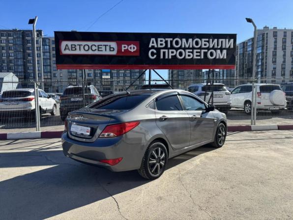 Hyundai Solaris I Рестайлинг с пробегом 2016 года, цена 990 000 рублей, 75857 км, седан, Автокод Объявления