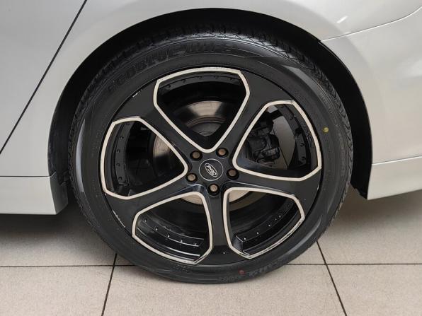 Ford Mondeo V с пробегом 2018 года, цена 1 449 000 рублей, 274000 км, универсал, Автокод Объявления