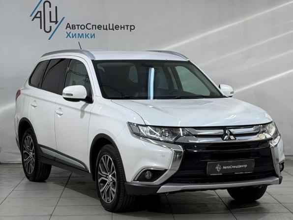 Mitsubishi Outlander III Рестайлинг 2 с пробегом 2016 года, цена 1 699 800 рублей, 88000 км, внедорожник, Автокод Объявления