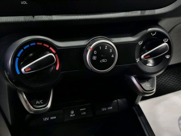 Kia Rio IV с пробегом 2017 года, цена 1 130 000 рублей, 102510 км, седан, Автокод Объявления
