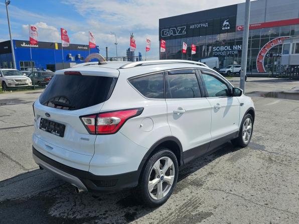 Ford Kuga II Рестайлинг с пробегом 2017 года, цена 1 599 995 рублей, 123352 км, внедорожник, Автокод Объявления