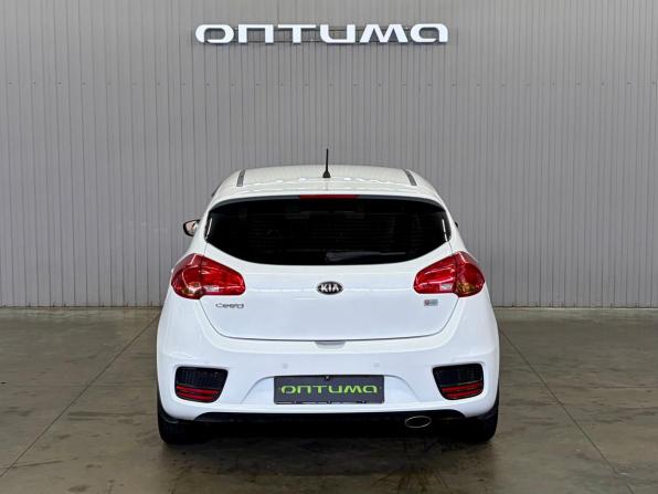 Kia Ceed II Рестайлинг с пробегом 2016 года, цена 997 000 рублей, 154085 км, хэтчбек, Автокод Объявления