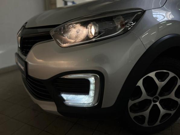 Renault Kaptur I с пробегом 2017 года, цена 1 289 000 рублей, 171744 км, внедорожник, Автокод Объявления
