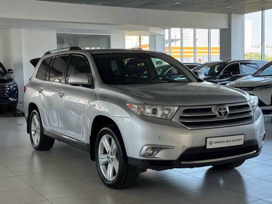 Toyota Highlander II (XU40) Рестайлинг Челябинск  - изображение 3