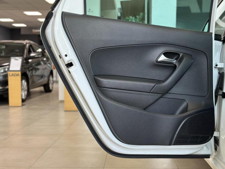 Volkswagen Polo V Рестайлинг Москва  - изображение 15