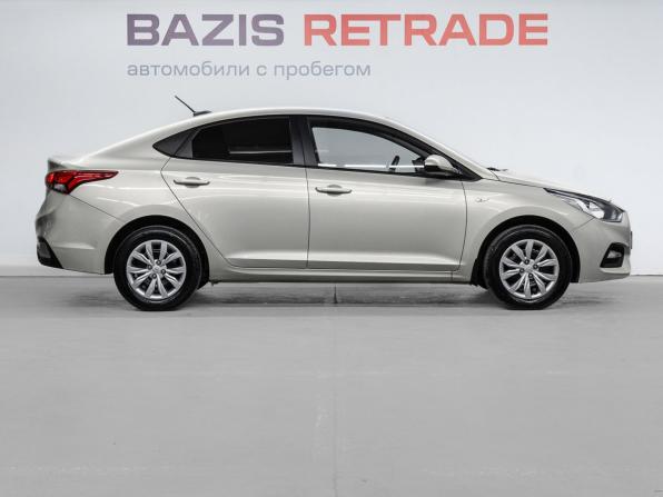 Hyundai Solaris II с пробегом 2019 года, цена 1 569 000 рублей, 86094 км, седан, Автокод Объявления