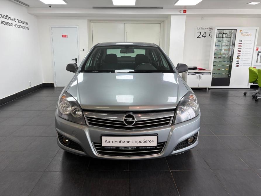 Opel Astra H Рестайлинг Киров  - изображение 2