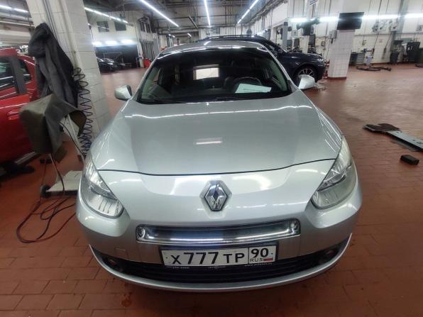 Renault Fluence I с пробегом 2012 года, цена 720 000 рублей, 75000 км, седан, Автокод Объявления