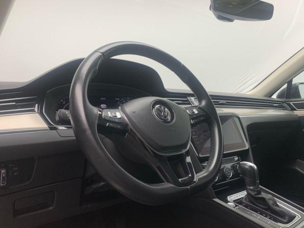Volkswagen Passat B8 с пробегом 2019 года, цена 2 518 000 рублей, 96255 км, универсал, Автокод Объявления