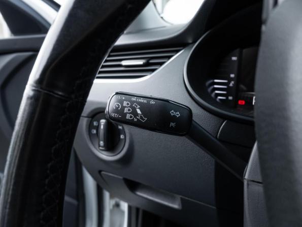 Skoda Octavia III (A7) Рестайлинг с пробегом 2019 года, цена 2 067 000 рублей, 99774 км, лифтбек, Автокод Объявления