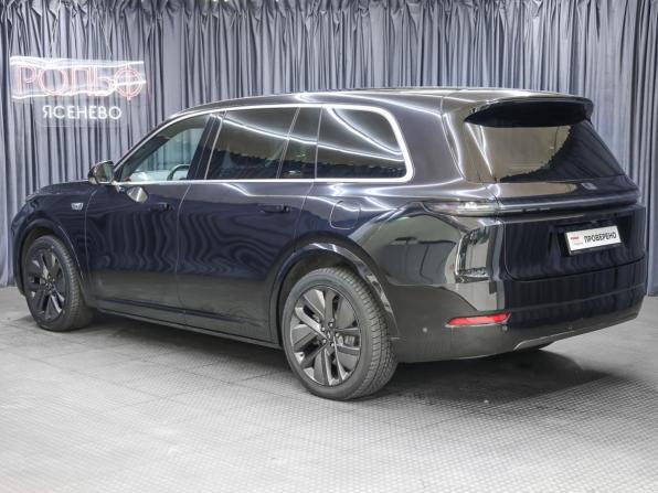 Li Auto (Lixiang) L9 I Рестайлинг с пробегом 2024 года, цена 7 898 000 рублей, 24500 км, внедорожник, Автокод Объявления