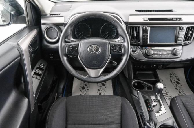 Toyota RAV4 IV (XA40) Рестайлинг с пробегом 2018 года, цена 2 599 000 рублей, 137034 км, внедорожник, Автокод Объявления
