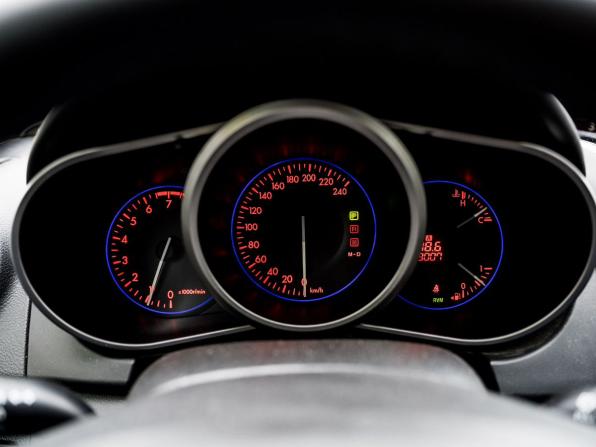 Mazda CX-7 I Рестайлинг с пробегом 2010 года, цена 999 000 рублей, 198351 км, внедорожник, Автокод Объявления