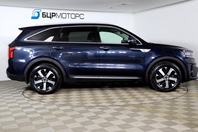 Kia Sorento IV с пробегом 2021 года, цена 3 549 990 рублей, 115271 км, внедорожник, Автокод Объявления
