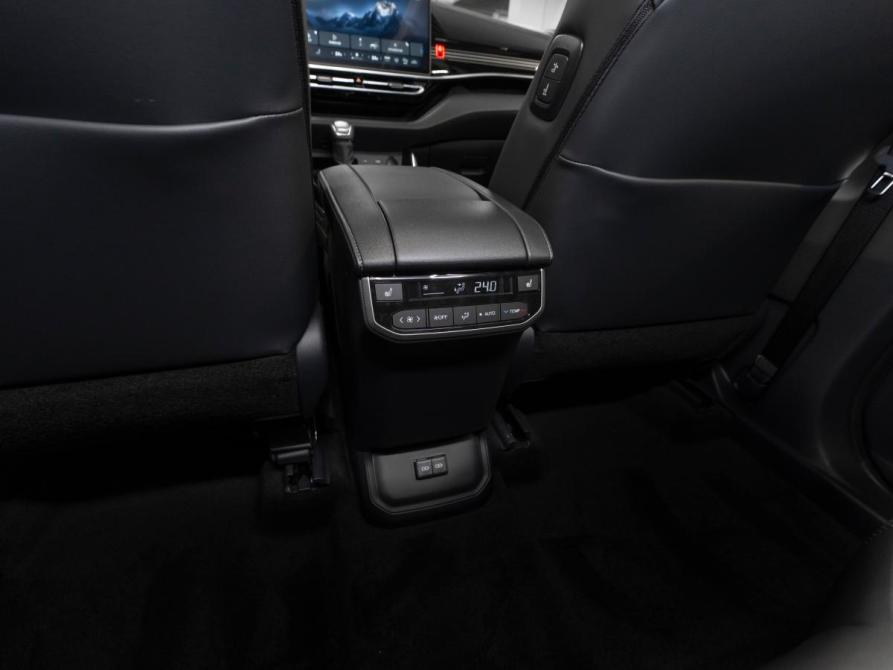 Toyota Highlander IV (XU70) Москва  - изображение 15