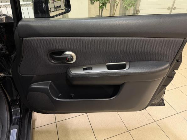 Nissan Tiida I с пробегом 2007 года, цена 590 000 рублей, 285000 км, хэтчбек, Автокод Объявления