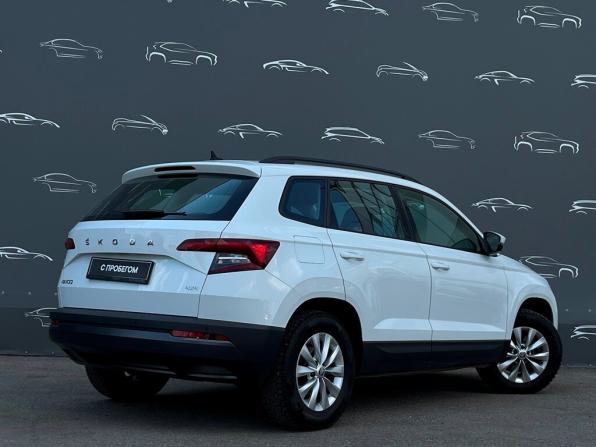 Skoda Karoq I с пробегом 2021 года, цена 2 659 300 рублей, 30936 км, внедорожник, Автокод Объявления