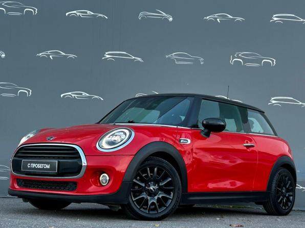 Mini Hatch III (F55/F56) Рестайлинг с пробегом 2021 года, цена 2 220 700 рублей, 108117 км, хэтчбек, Автокод Объявления
