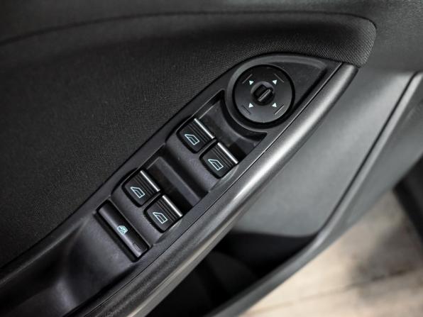 Ford Focus III Рестайлинг с пробегом 2019 года, цена 1 440 000 рублей, 79576 км, хэтчбек, Автокод Объявления