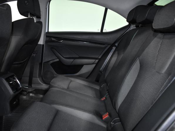 Skoda Octavia IV (A8) с пробегом 2021 года, цена 2 100 000 рублей, 95950 км, лифтбек, Автокод Объявления