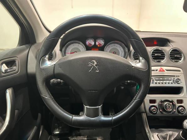 Peugeot 308 I Рестайлинг с пробегом 2011 года, цена 379 000 рублей, 190049 км, хэтчбек, Автокод Объявления