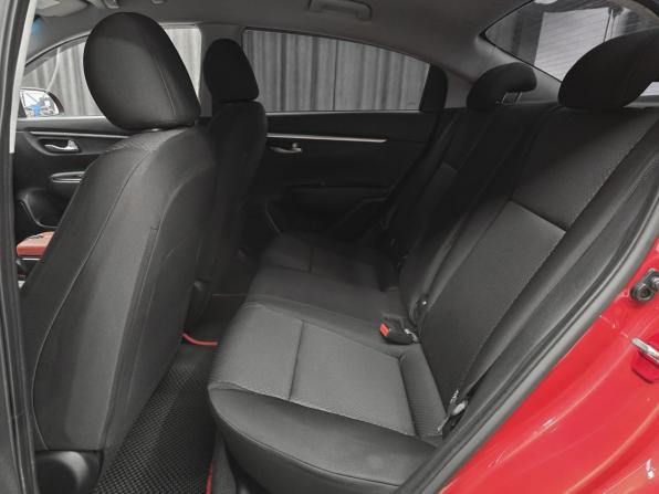 Kia Rio IV Рестайлинг с пробегом 2021 года, цена 1 699 000 рублей, 52000 км, седан, Автокод Объявления