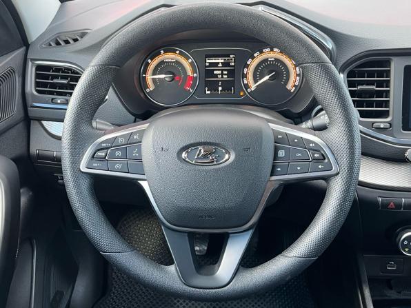 Lada (ВАЗ) Vesta I Рестайлинг (NG) с пробегом 2023 года, цена 1 170 000 рублей, 68303 км, седан, Автокод Объявления