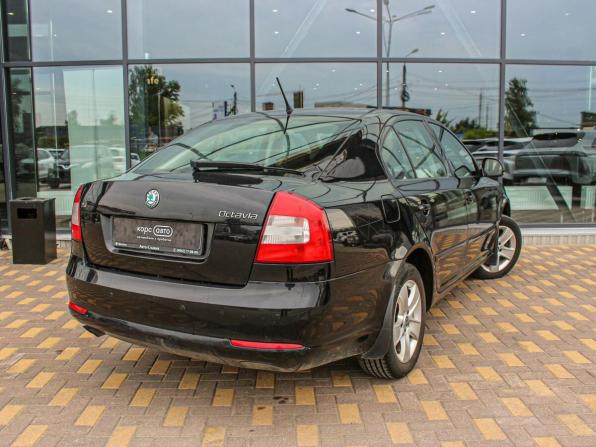 Skoda Octavia II (A5) Рестайлинг с пробегом 2011 года, цена 850 000 рублей, 165000 км, лифтбек, Автокод Объявления