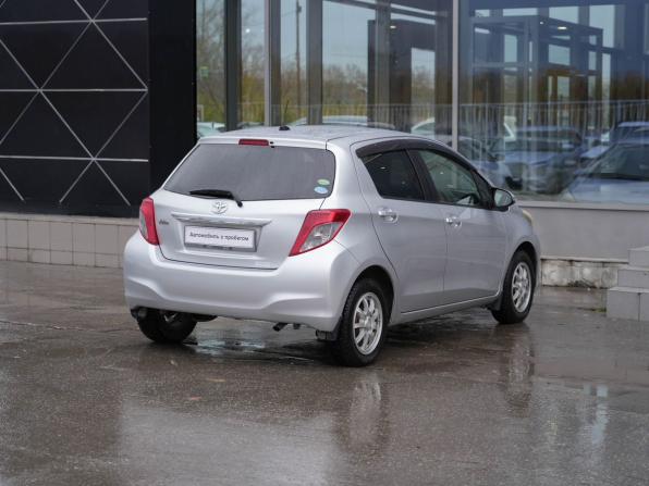 Toyota Vitz III (XP130) с пробегом 2012 года, цена 810 000 рублей, 72125 км, хэтчбек, Автокод Объявления