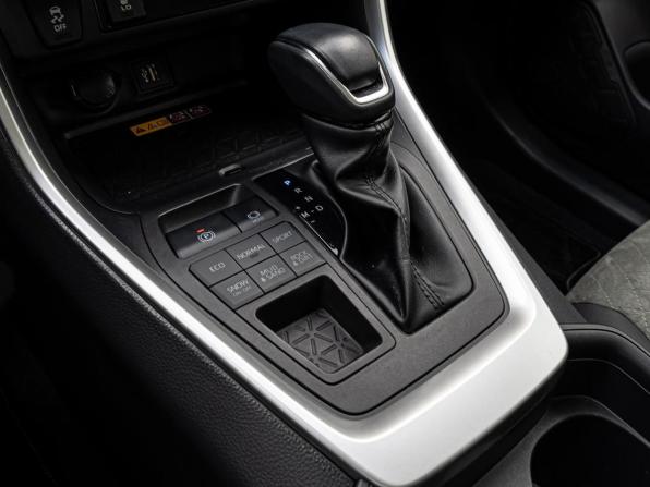 Toyota RAV4 V (XA50) с пробегом 2025 года, цена 3 990 000 рублей, 8754 км, внедорожник, Автокод Объявления
