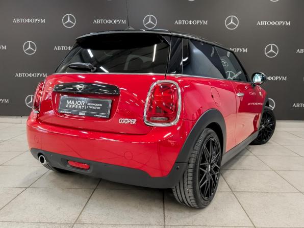 Mini Hatch III (F55/F56) Рестайлинг с пробегом 2020 года, цена 2 315 000 рублей, 51000 км, хэтчбек, Автокод Объявления