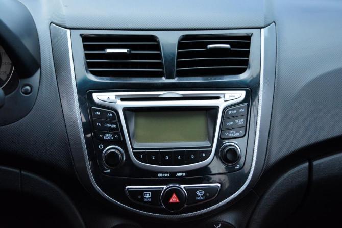 Hyundai Solaris I с пробегом 2011 года, цена 820 000 рублей, 142364 км, хэтчбек, Автокод Объявления