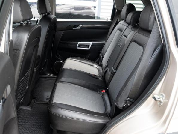 Opel Antara I Рестайлинг с пробегом 2012 года, цена 1 120 000 рублей, 135311 км, внедорожник, Автокод Объявления